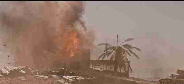 2003年，美军攻入萨达姆总统府的真实场景，行为太无耻了！战争片