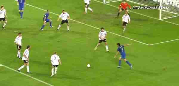 14年前那场世界杯经典，里皮派上四前锋，最后3分钟2球绝杀