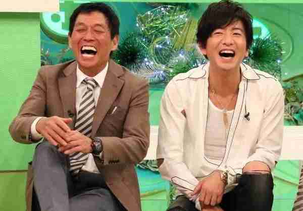 66岁日本搞笑巨星明石家秋刀鱼宣布裸捐，总资产高达500亿日元