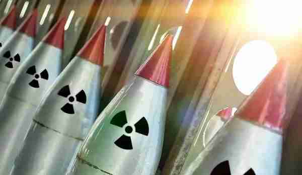 中国核弹头数量即将达到1500枚？美国拥有多少核弹头？
