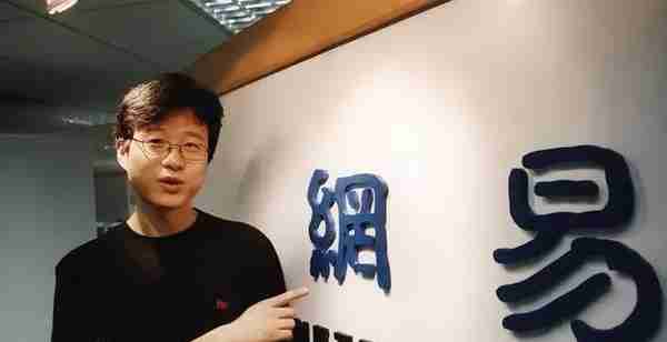 他生于浙江，26岁创业，32岁成中国首富，38岁身家千亿却去养猪