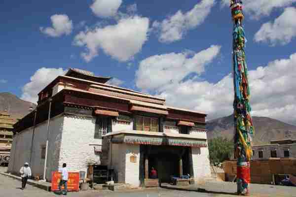 西藏号 桑耶寺，莲花生大师亲手建造的西藏第一座佛教寺院