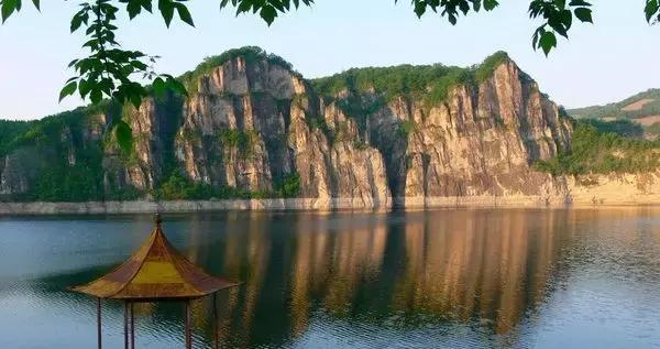 比九寨沟人少，比青海湖便宜，这才是长春今夏最值得去的湖泊！