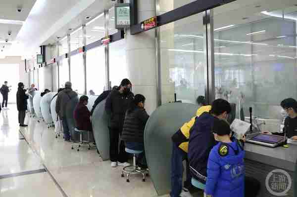 上海、杭州发布出入境证件办理新措施，提前网上预约办理更快