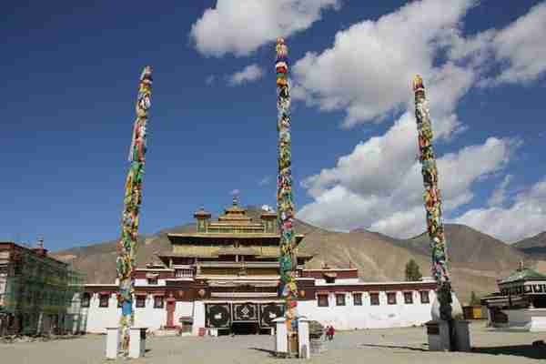 西藏号 桑耶寺，莲花生大师亲手建造的西藏第一座佛教寺院
