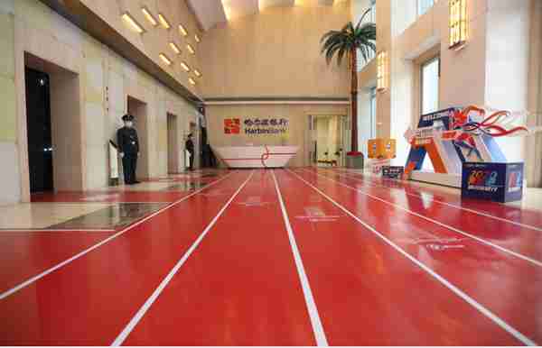 哈尔滨银行成都国际马拉松联名卡重磅首发