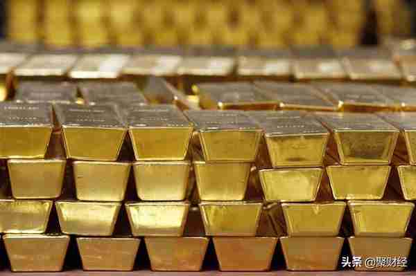 如果面对一吨人民币、一吨美元、一吨黄金，选择哪个划算？