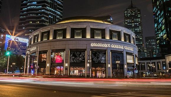 星巴克为何会花3年，去实现一个在百年建筑里的臻选旗舰店？